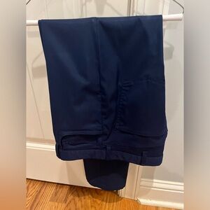 Men’s Lands End performance five pocket pants. Navy blue 34x30. Motivated seller